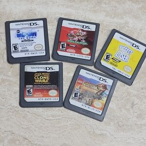 Nintendo DS Game Cartridge Set